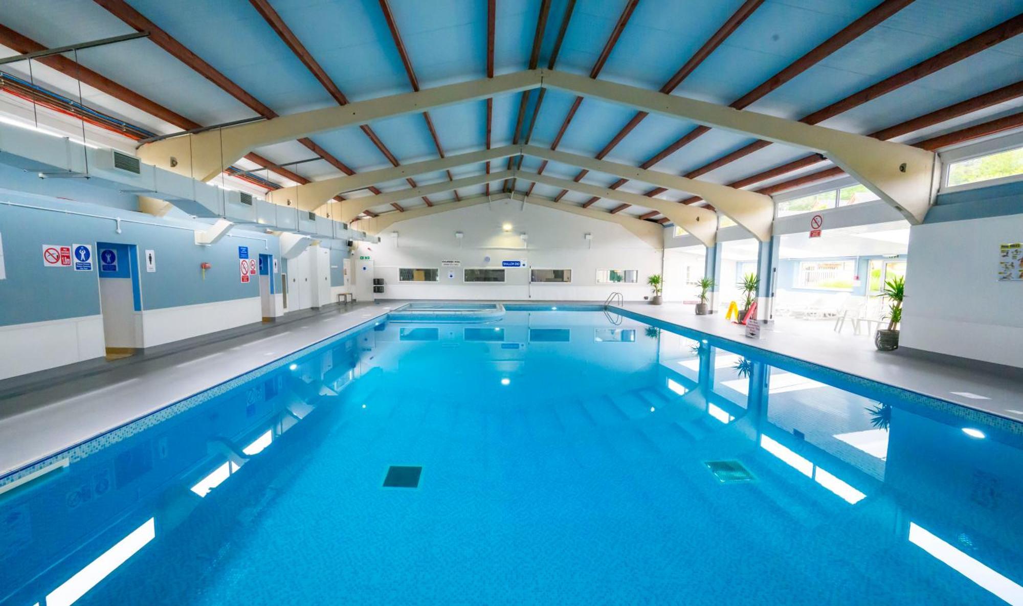 Escape To A Clifftop Chalet With Pool And Tennis Onsite - 1A Kingsdown Holiday Park ภายนอก รูปภาพ