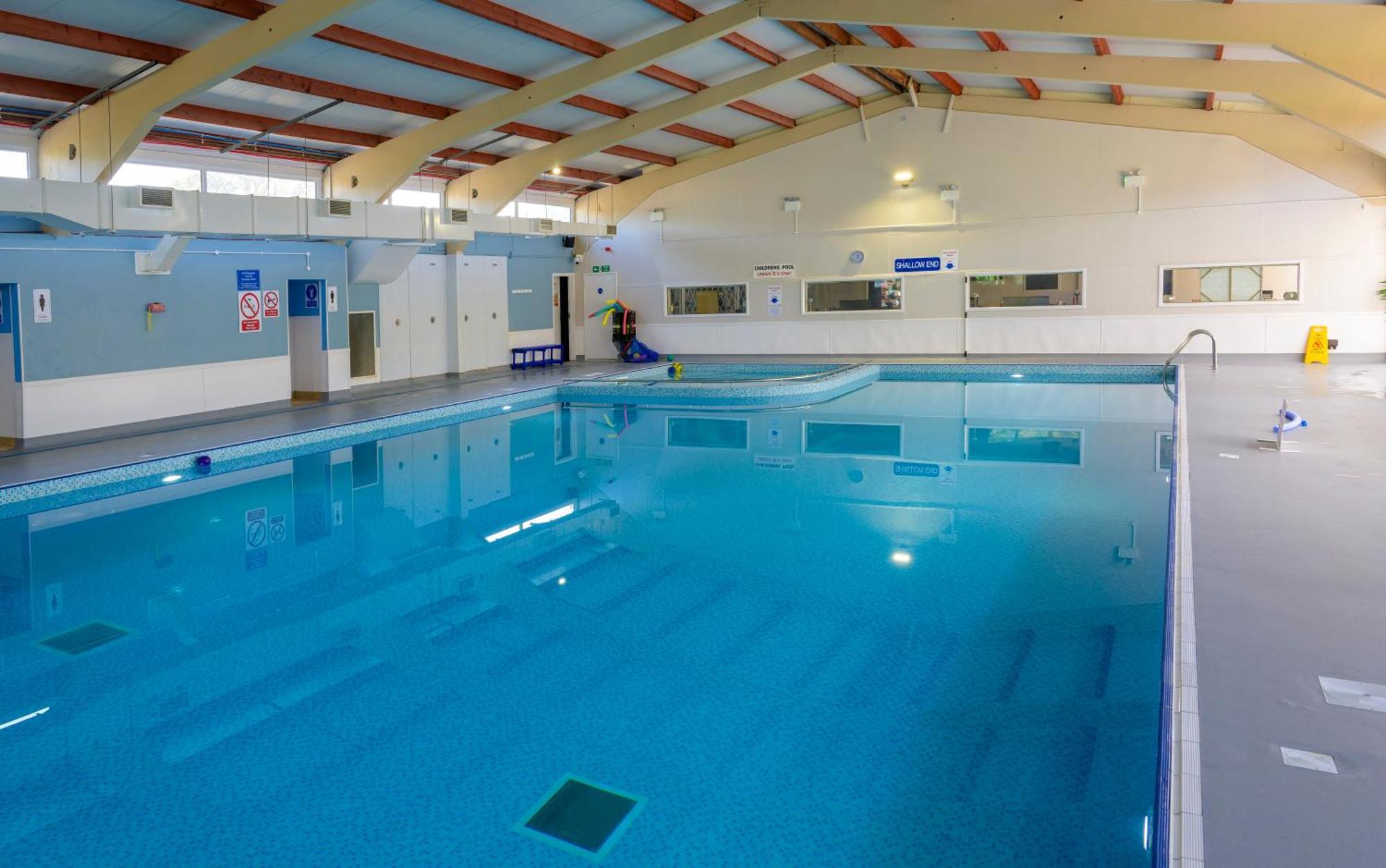 Escape To A Clifftop Chalet With Pool And Tennis Onsite - 1A Kingsdown Holiday Park ภายนอก รูปภาพ
