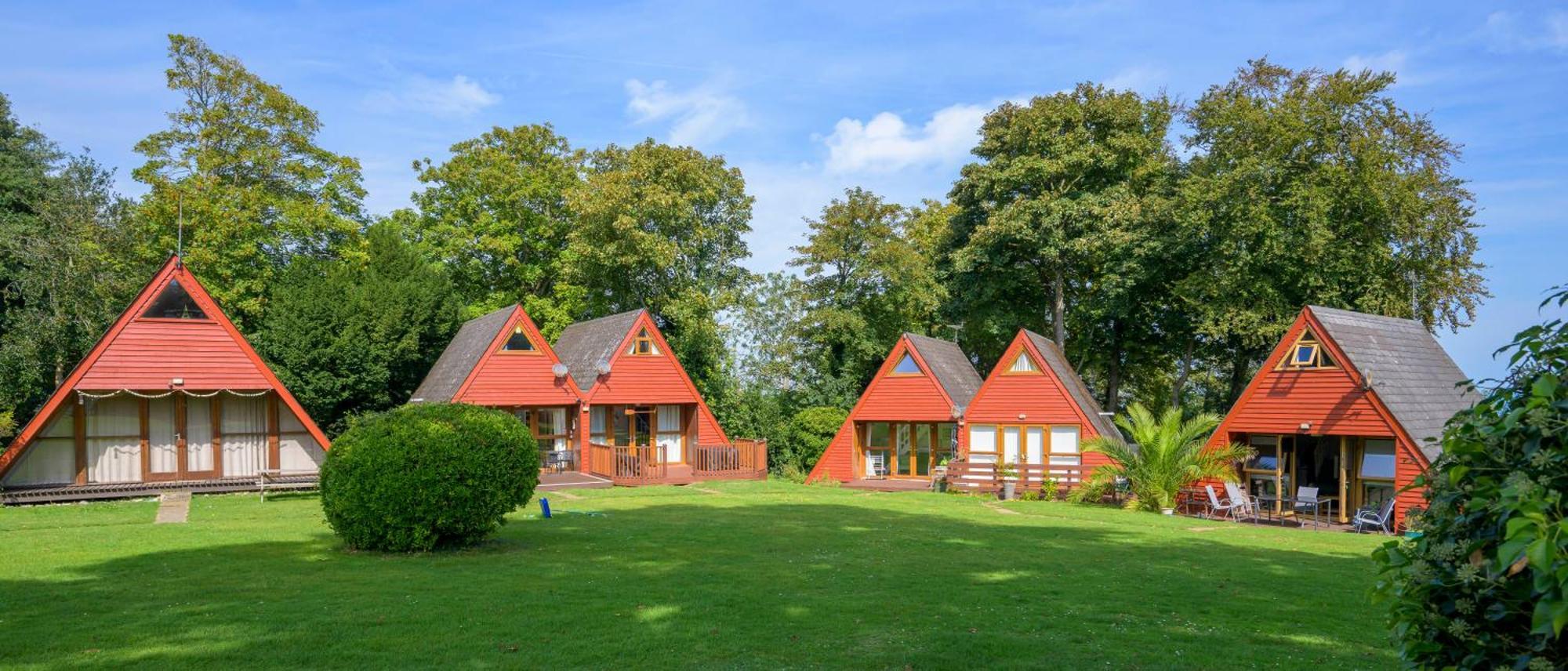 Escape To A Clifftop Chalet With Pool And Tennis Onsite - 1A Kingsdown Holiday Park ภายนอก รูปภาพ